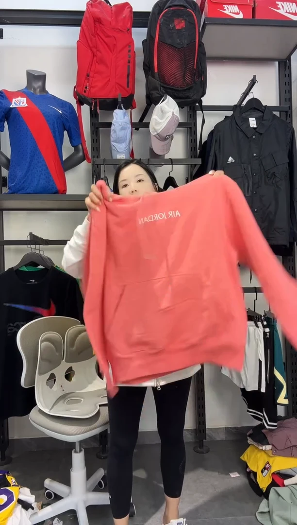 752编码 瑕疵款直播间过款为准 尺码M