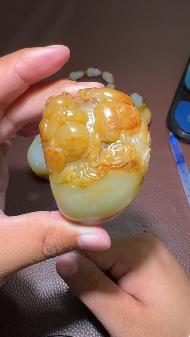 未镶嵌和田玉挂件和田玉