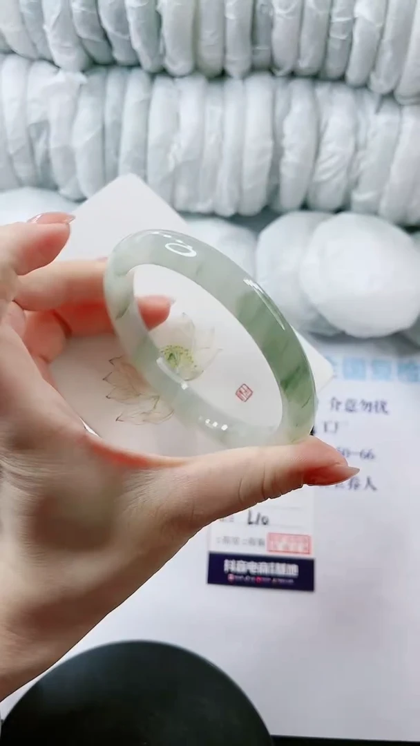 【闪购商品】石英质玉手镯未镶嵌多样性发货L10-65