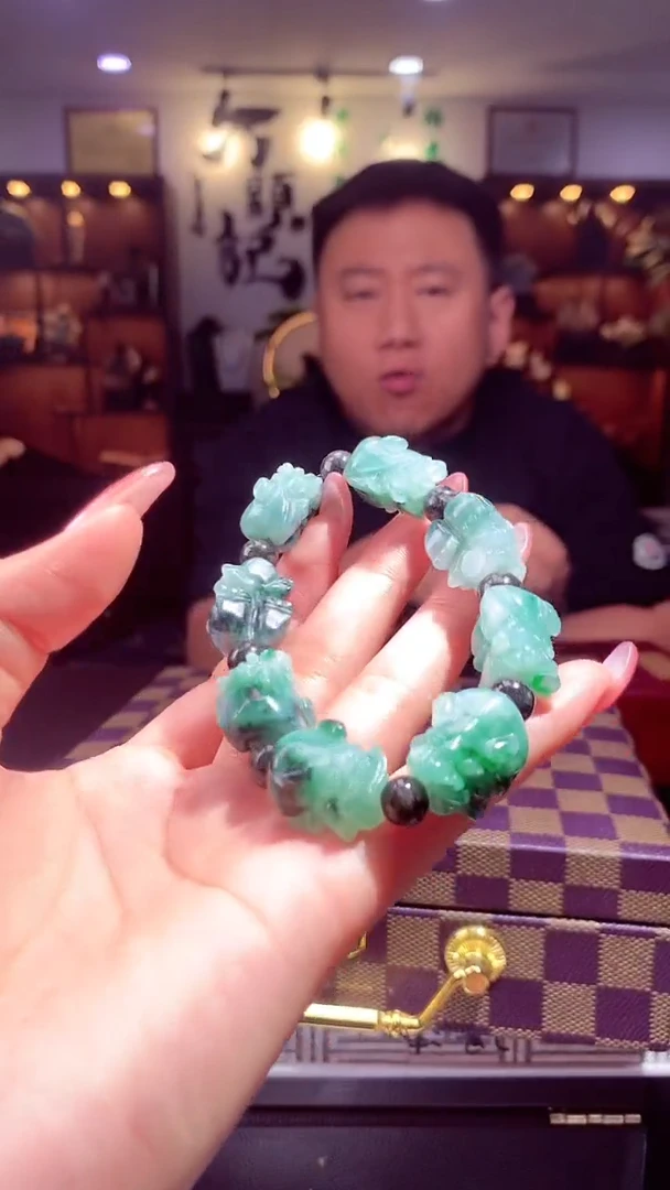 定制翡翠未镶嵌天然翡翠(拍一发一）