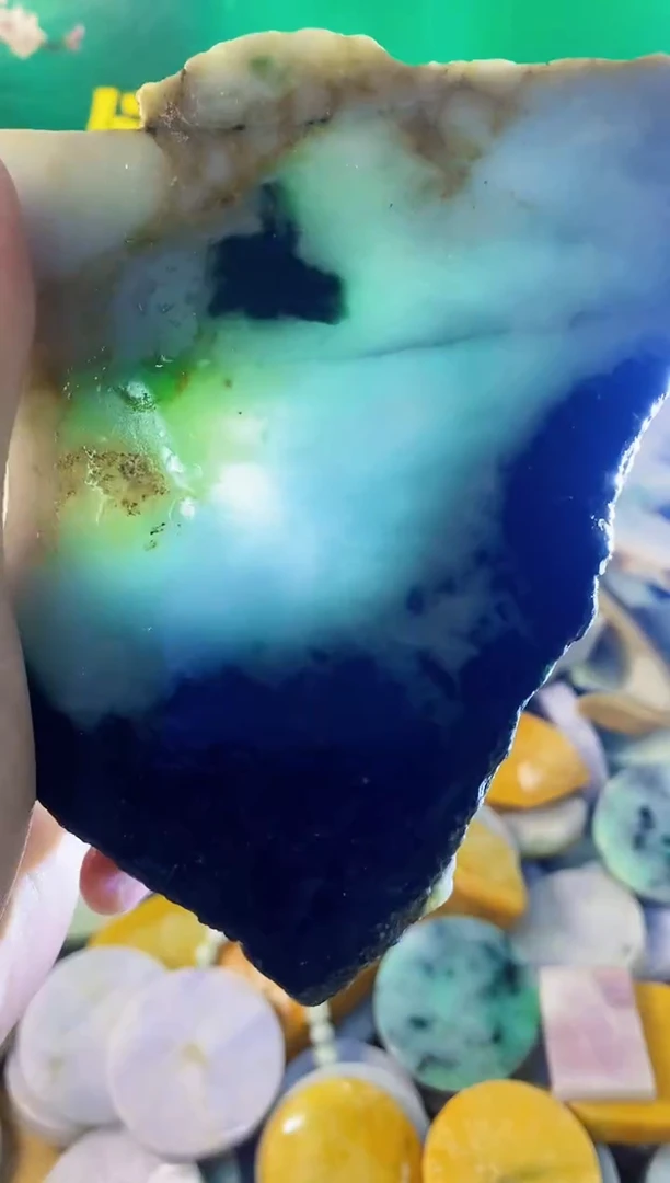 翡翠未镶嵌颈饰纯天然A货翡翠100