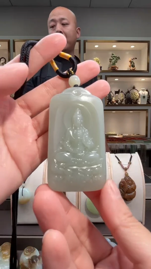 颈饰未镶嵌和田玉苏