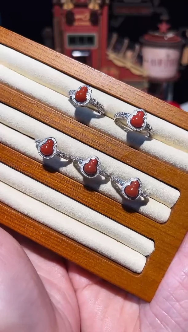 【闪购商品】南红玛瑙戒指银S925镶嵌多样性发其一