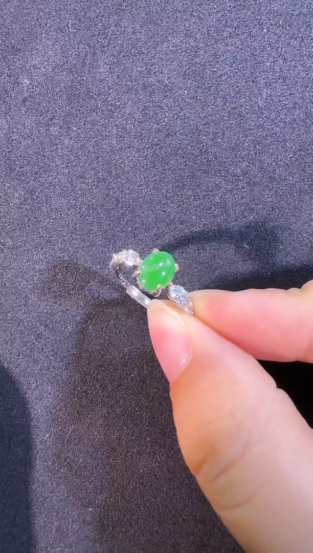 翡翠戒指银S925镶嵌戒指