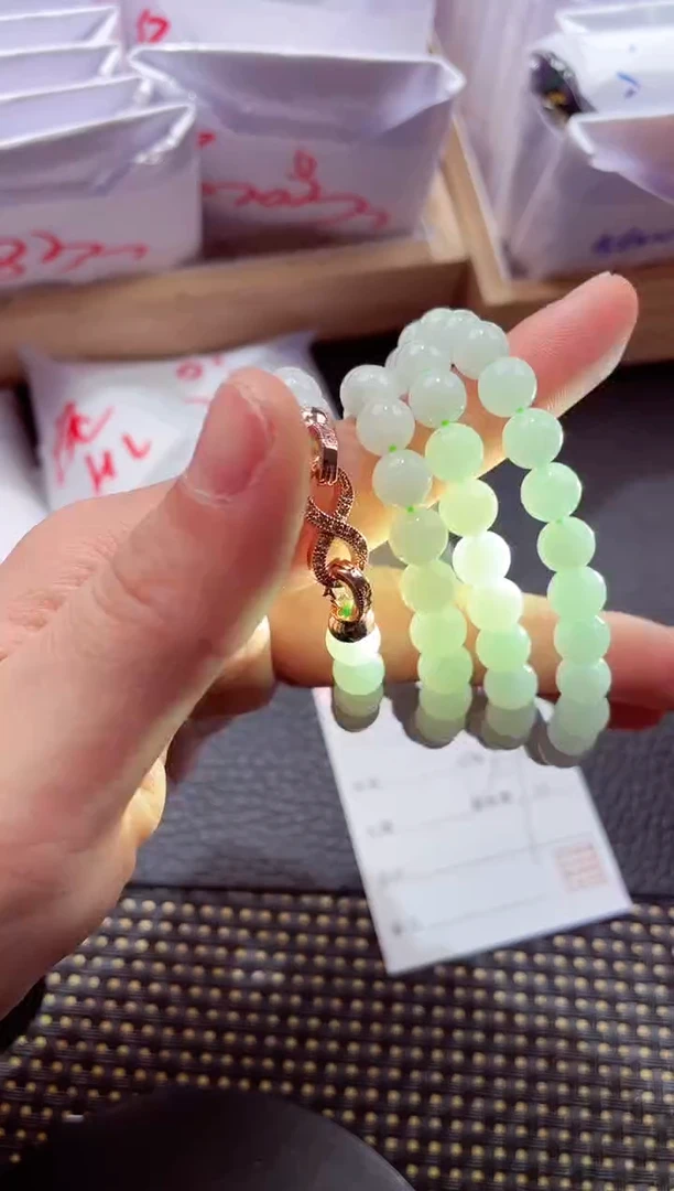 颈饰未镶嵌翡翠8888888