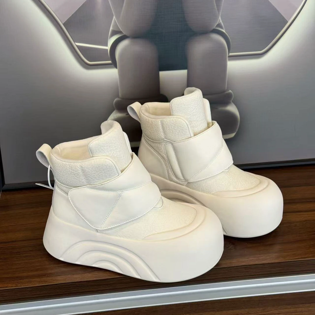 雪地靴女2024冬季新款加绒加厚棉鞋魔术贴高帮小白鞋保暖短靴