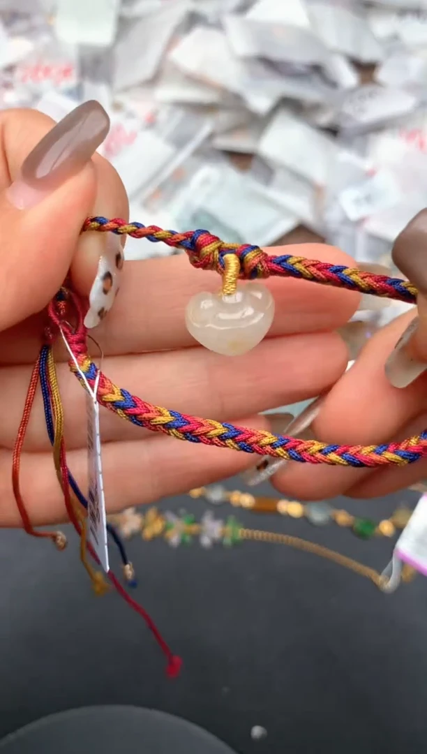 未镶嵌挂件翡翠一