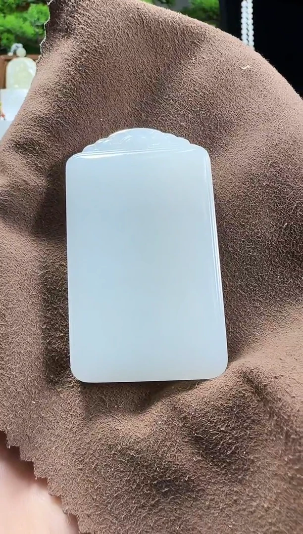 吊坠(赠链)未镶嵌和田玉HL6846无事牌多样性发货发其一