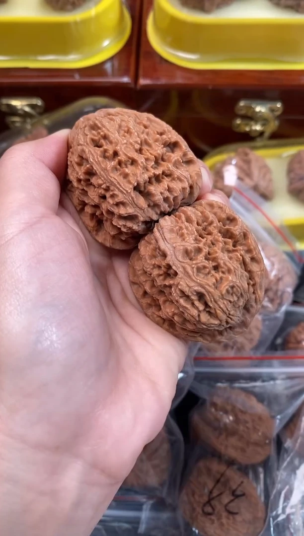 把件文玩核桃南疆石42尺s611