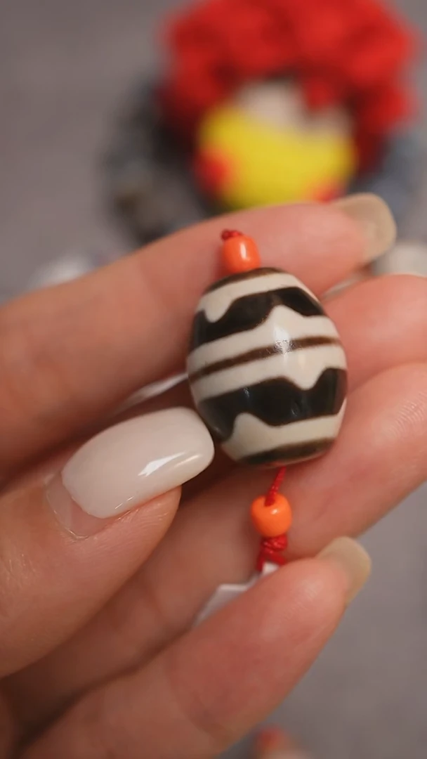 未镶嵌颈饰玛瑙/玉髓B****Z蚀花玛瑙珠定制编绳