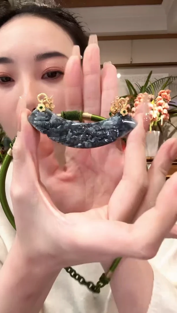 【闪购商品】翡翠颈饰未镶嵌国风