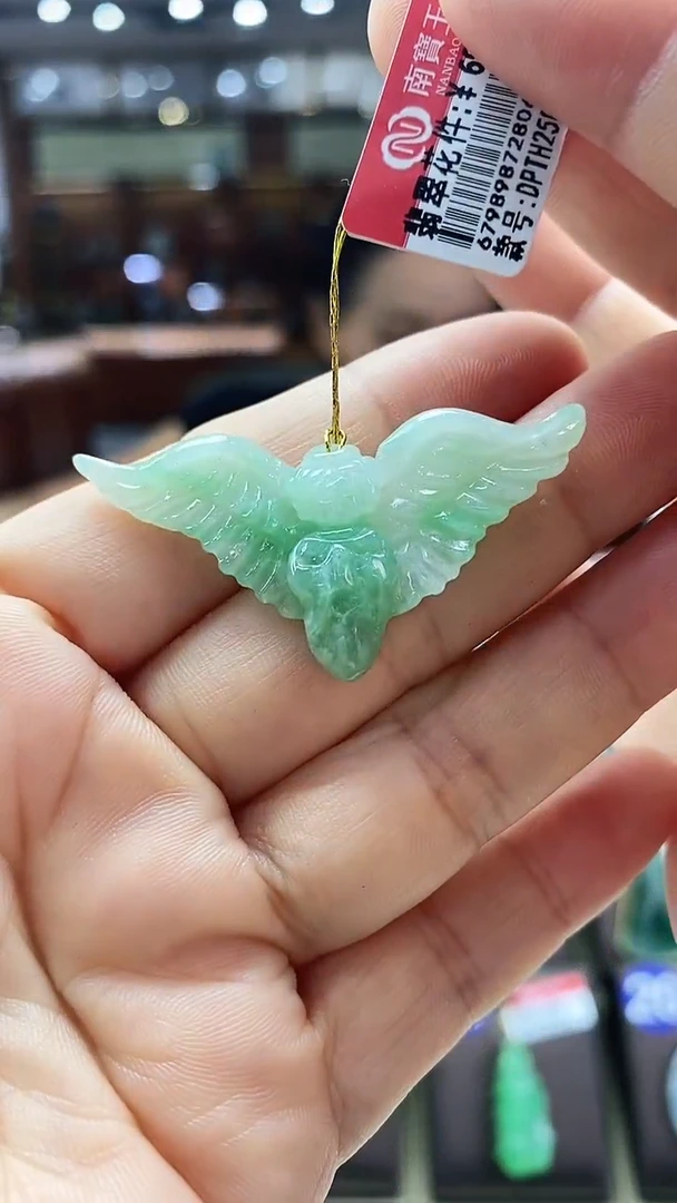 颈饰未镶嵌翡翠天使