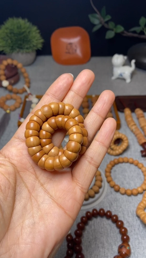 【闪购商品】猴头核桃吊坠大肠10.8瑕