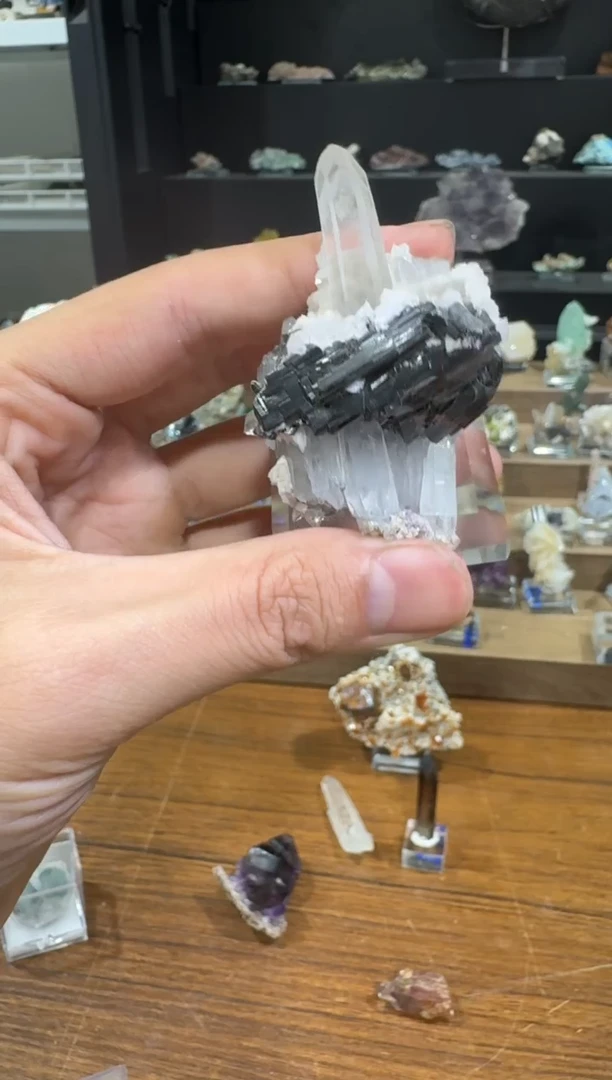 月下珠宝严选矿物