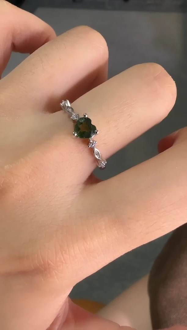 天然辰砂碧玺戒指