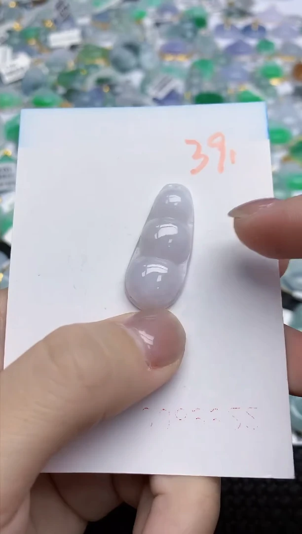 【闪购商品】翡翠颈饰未镶嵌天然翡翠A货1