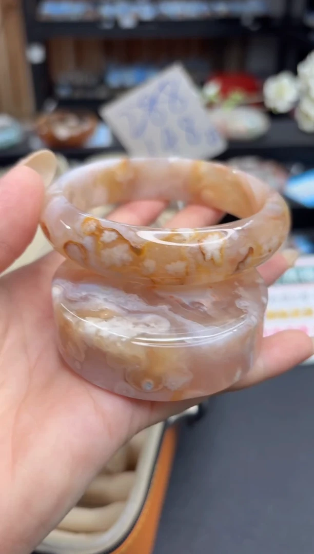 未镶嵌手镯石英质玉A45(61圈赠送镯心)