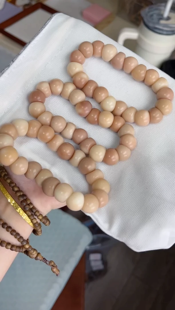 菩提根/象牙果手串r67粉嘟嘟玉化大肠14手串