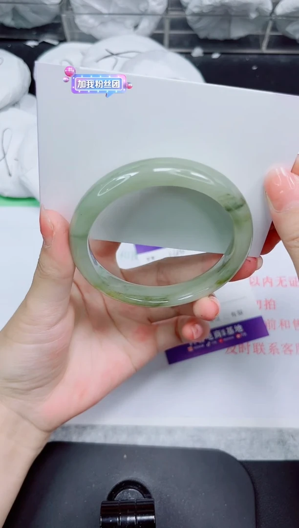 石英质玉手镯未镶嵌140-58