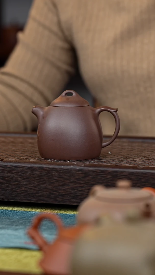 【闪购商品】紫砂茶壶秦权200毫升