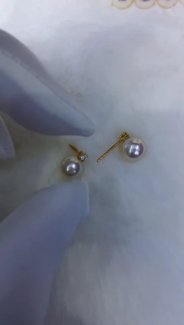 18K金镶嵌akoya戴妃款耳钉海水珍珠8-8.5mm