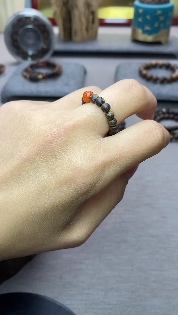 【闪购商品】沉香沉香碎屑白棋戒指04