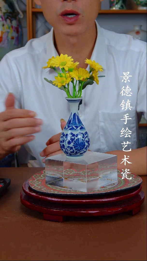 现代景德镇手工手绘陶瓷摆件1