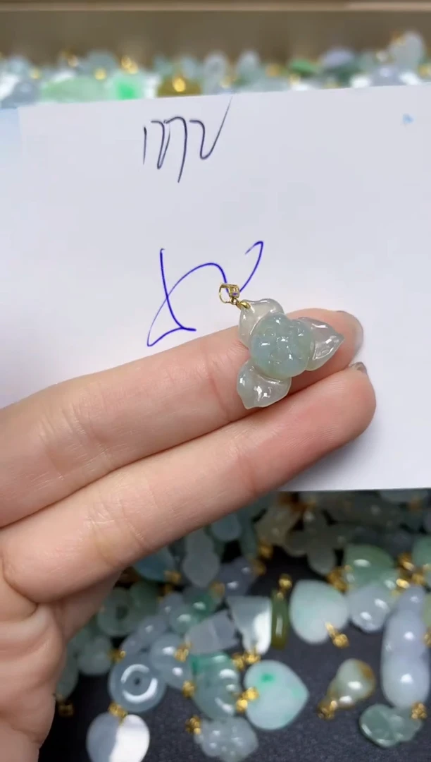 【闪购商品】翡翠颈饰18K金镶嵌 天然翡翠A货