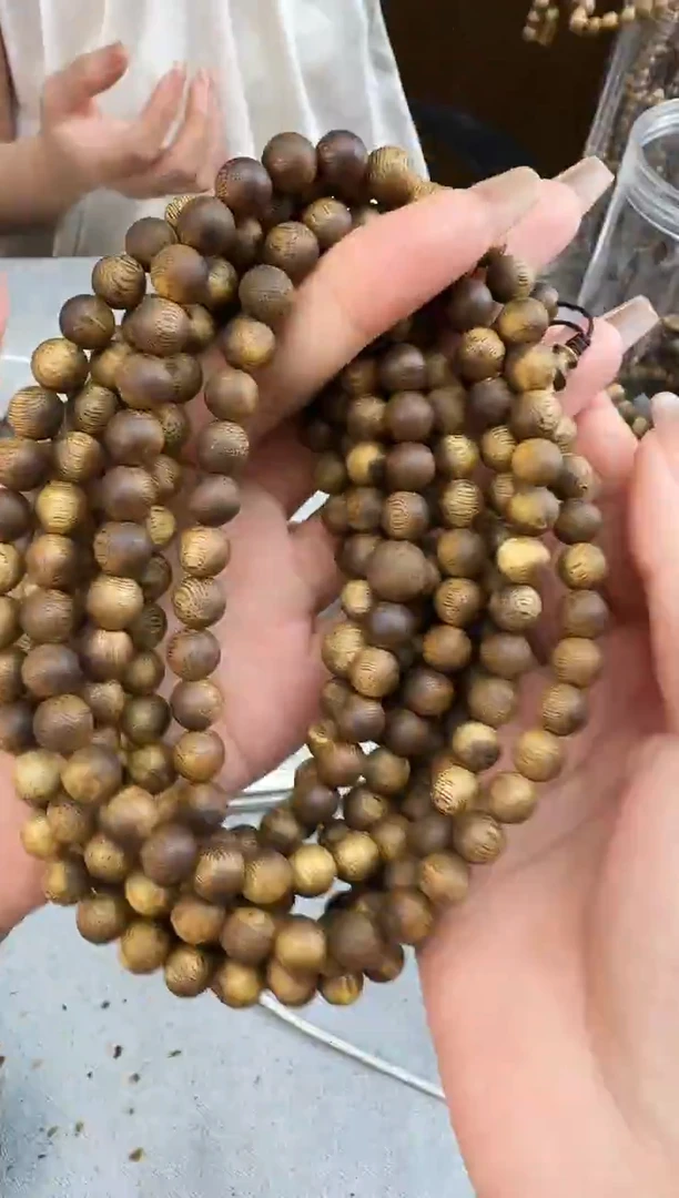 沉香手串0821老乌身圆珠多圈多样性发一