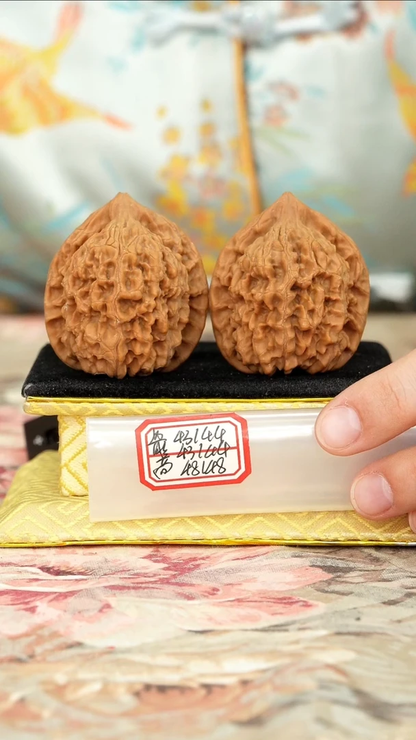 【闪购商品】文玩核桃把件官帽