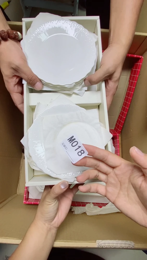 瓷片百*M018默认微瑕，谨慎参拍