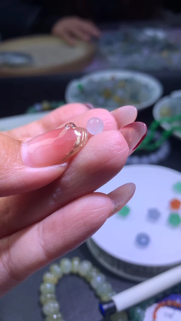 【闪购商品】定制翡翠未镶嵌毛货