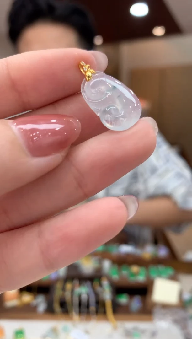 翡翠18K金镶嵌吊坠(不含链)如意