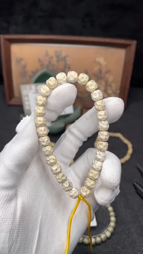 手串星月菩提E14-7X8手持-C051