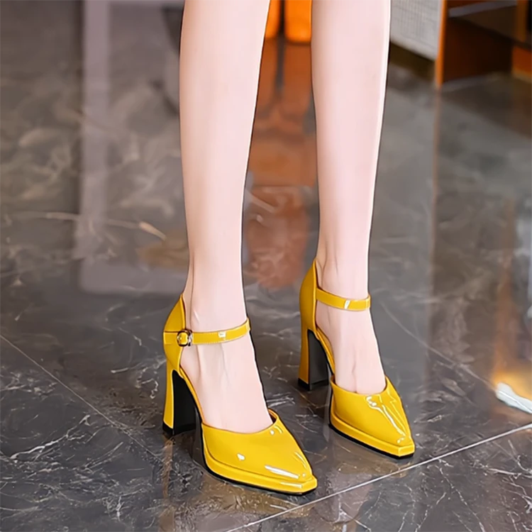 8cm法式尖头高跟鞋女春夏新款粗跟中空一字扣带漆皮气质百搭单鞋
