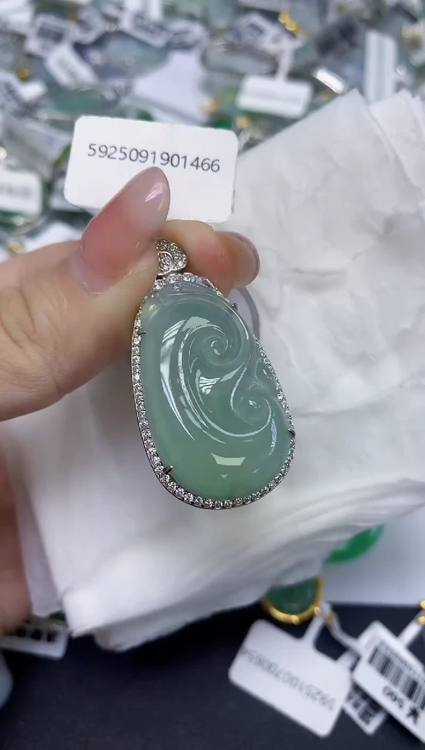 颈饰未镶嵌翡翠天然缅甸翡翠A货百元以上9元证书费自理