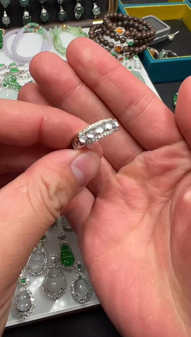 银S925镶嵌戒指翡翠排戒