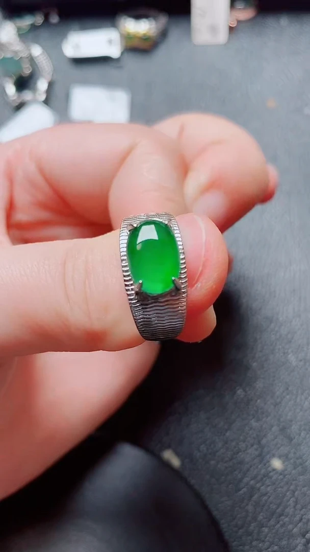 翡翠戒指银S925镶嵌翡翠