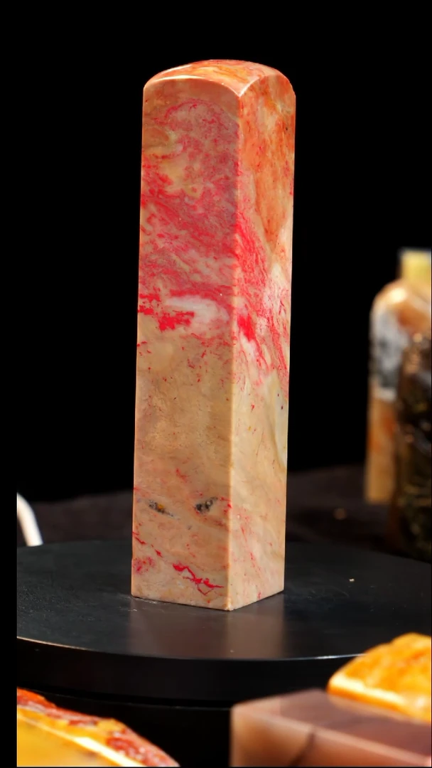 昌化石老坑田黄鸡血石