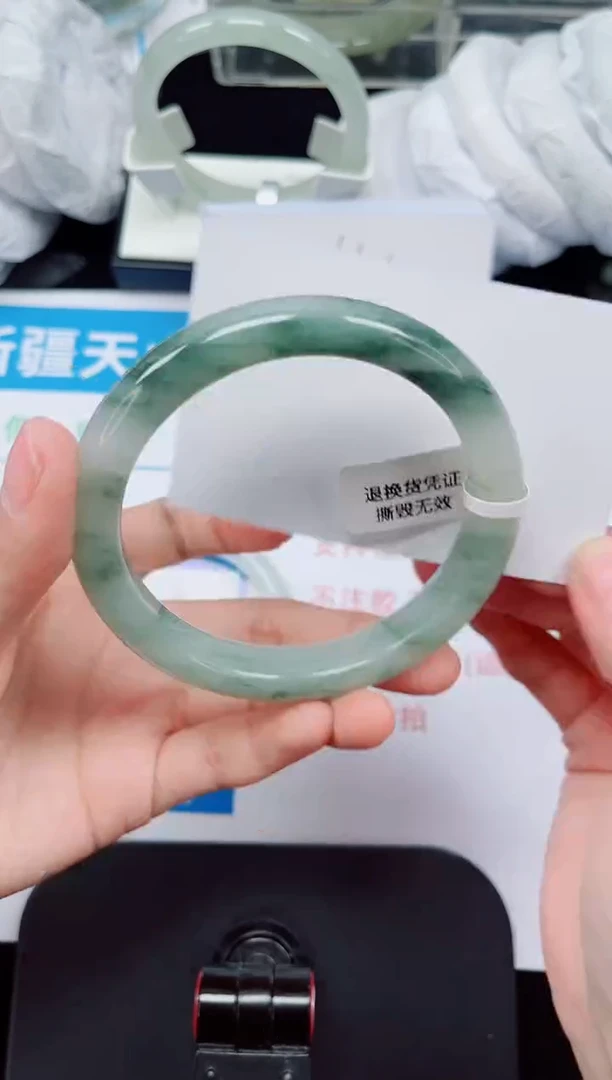 未镶嵌手镯石英质玉187-62/63