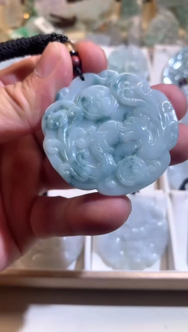 【闪购商品】翡翠颈饰未镶嵌01/24/250