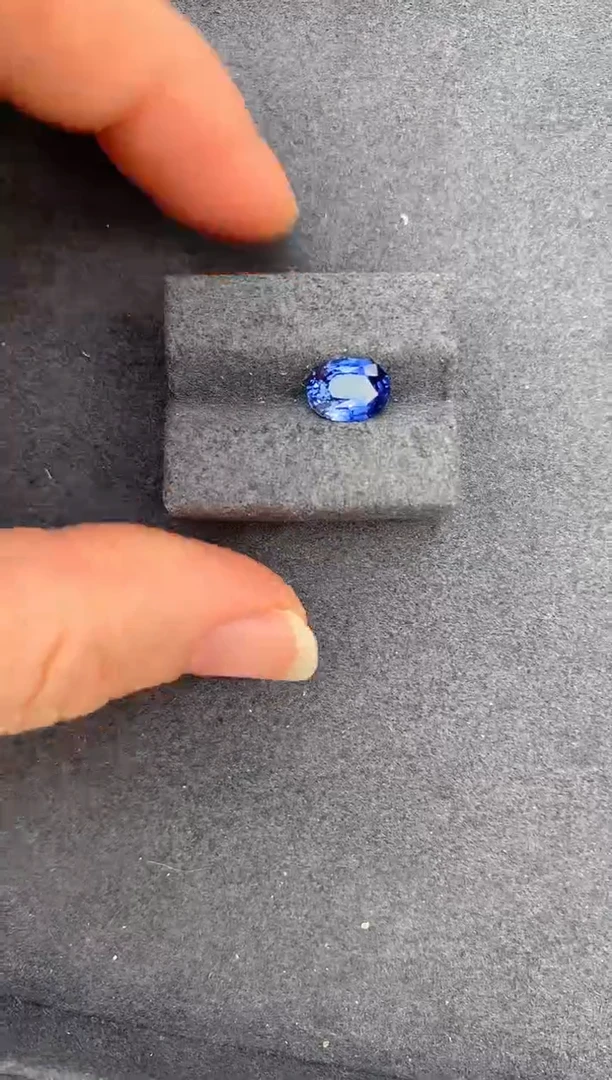 【闪购商品】蓝宝石裸石未镶嵌1.6ct矢车菊