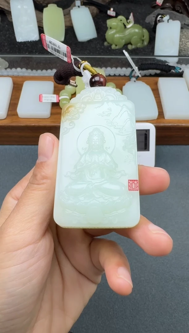 颈饰未镶嵌和田玉2