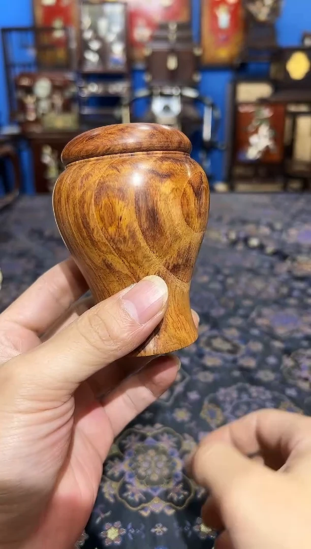 花梨木类成套家具罐子