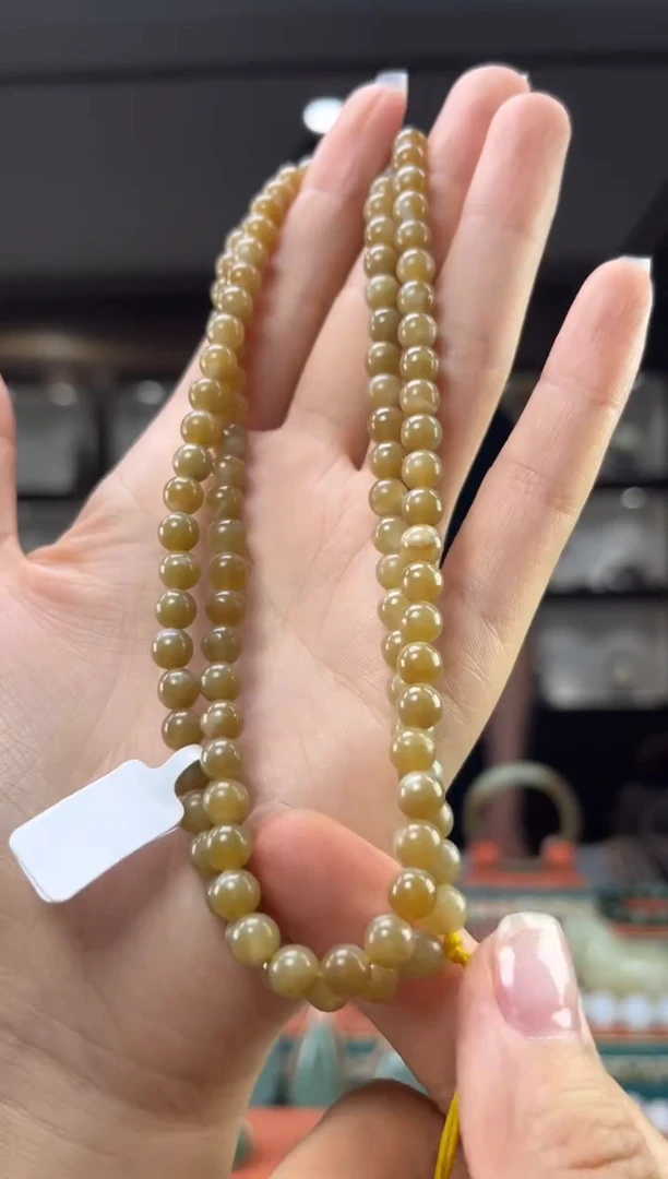 和田玉未镶嵌颈饰1