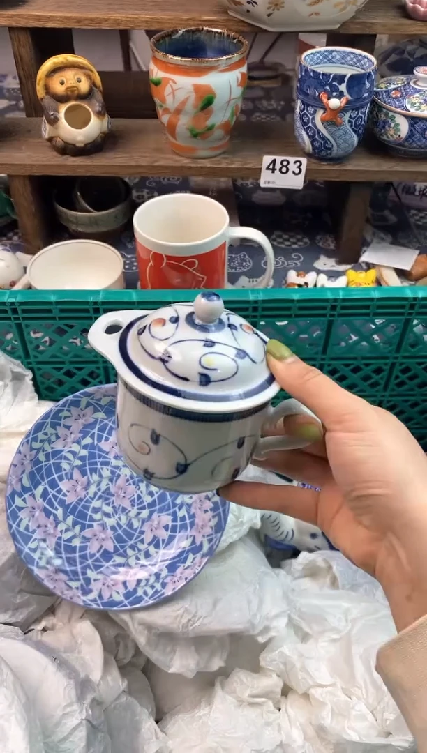 瓷片荣*