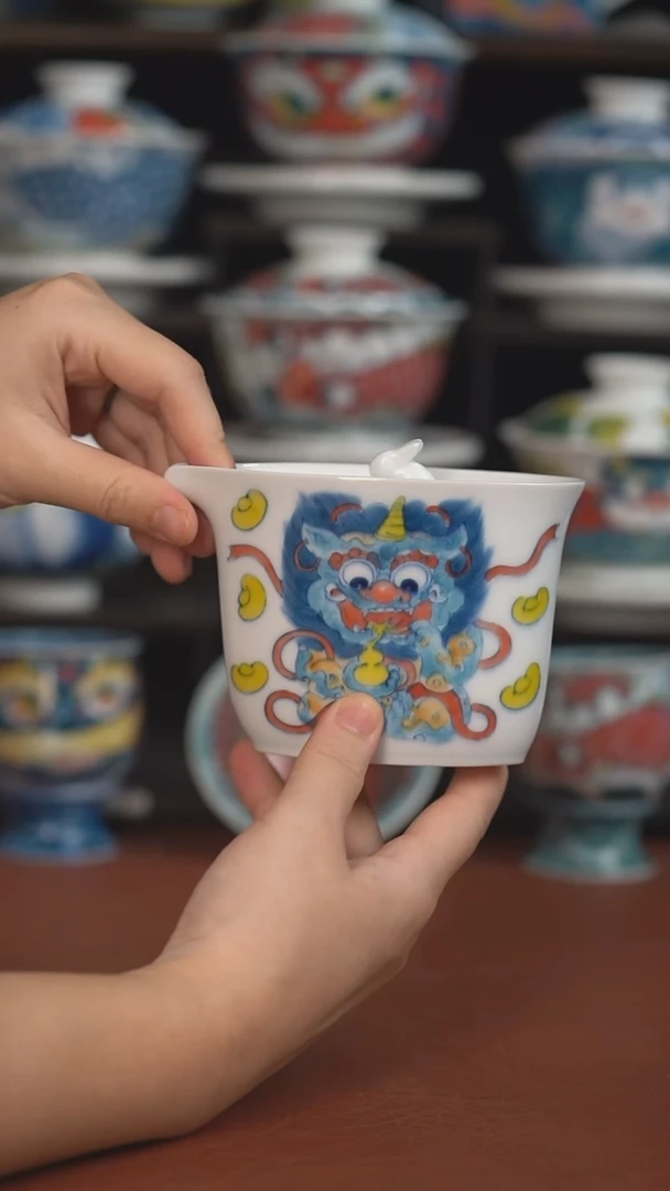 昨明手绘扁壶  （宠粉福利 ）