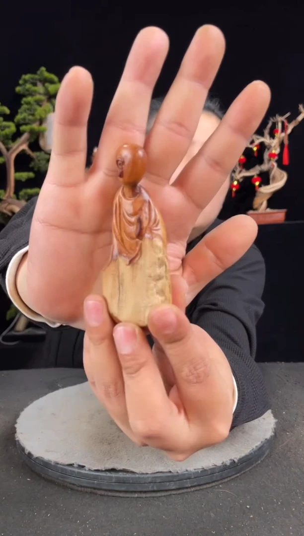 【闪购商品】柏木（崖柏）其他手工摆件,先抢先得!