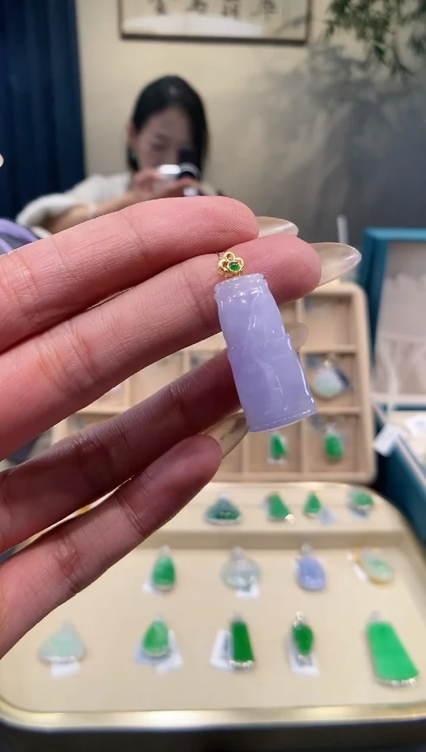 【闪购商品】翡翠吊坠(不含链)18K金镶嵌竹节