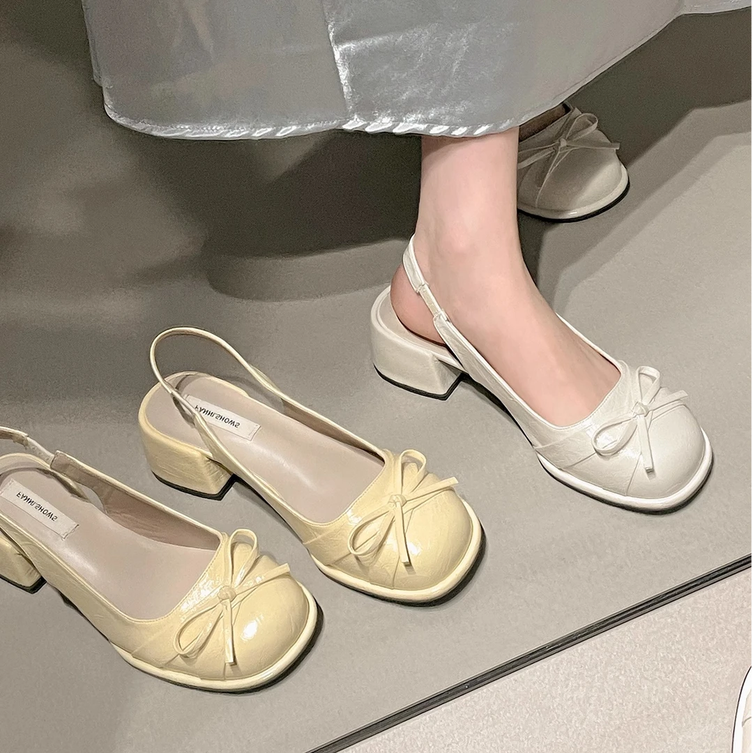 时尚粗跟百搭银色粗跟凉鞋时装凉鞋高跟方头女夏季绊带温柔仙女风